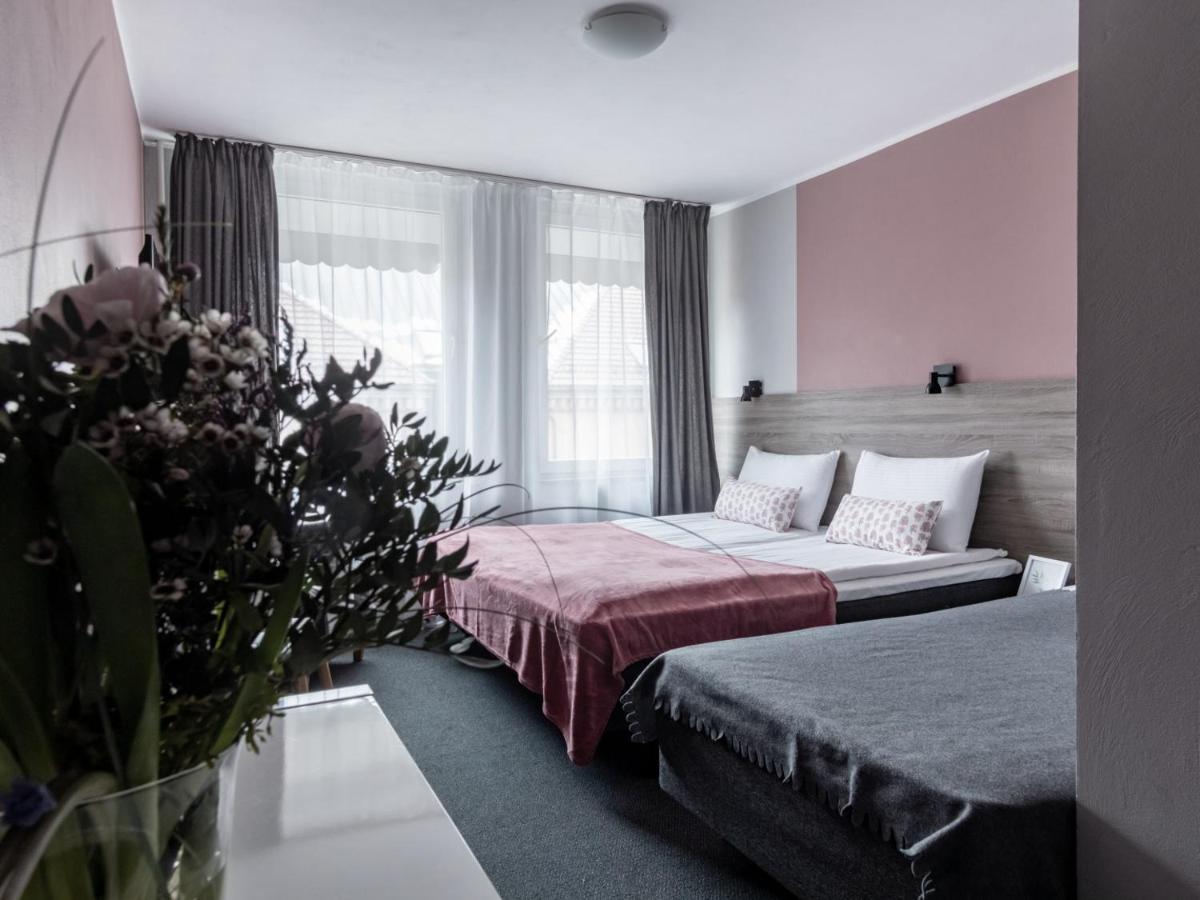 Park Hotel VNO Eksteriør bilde